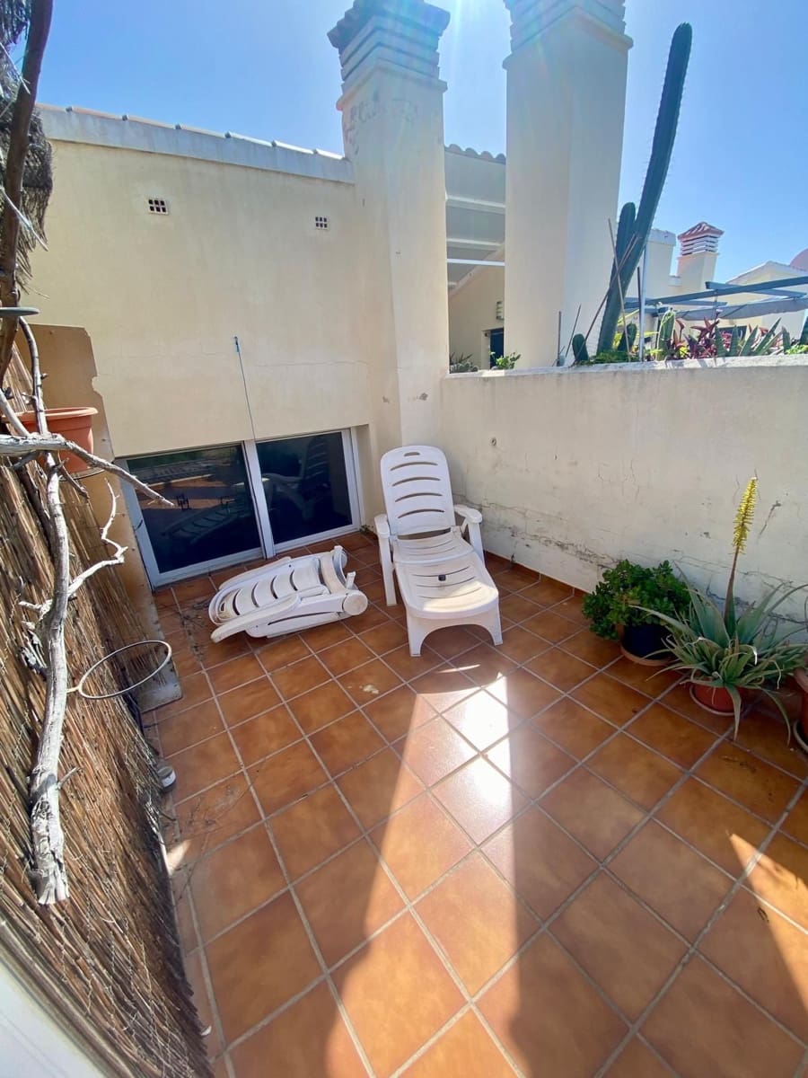 4 sypialnia Dom na sprzedaż w Fuengirola z basenem garażem - 410 000 € (Ref: 9478941)