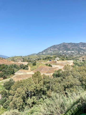 4 sypialnia Dom na sprzedaż w Torreblanca, Fuengirola z basenem garażem - 410 000 € (Ref: 9478941)