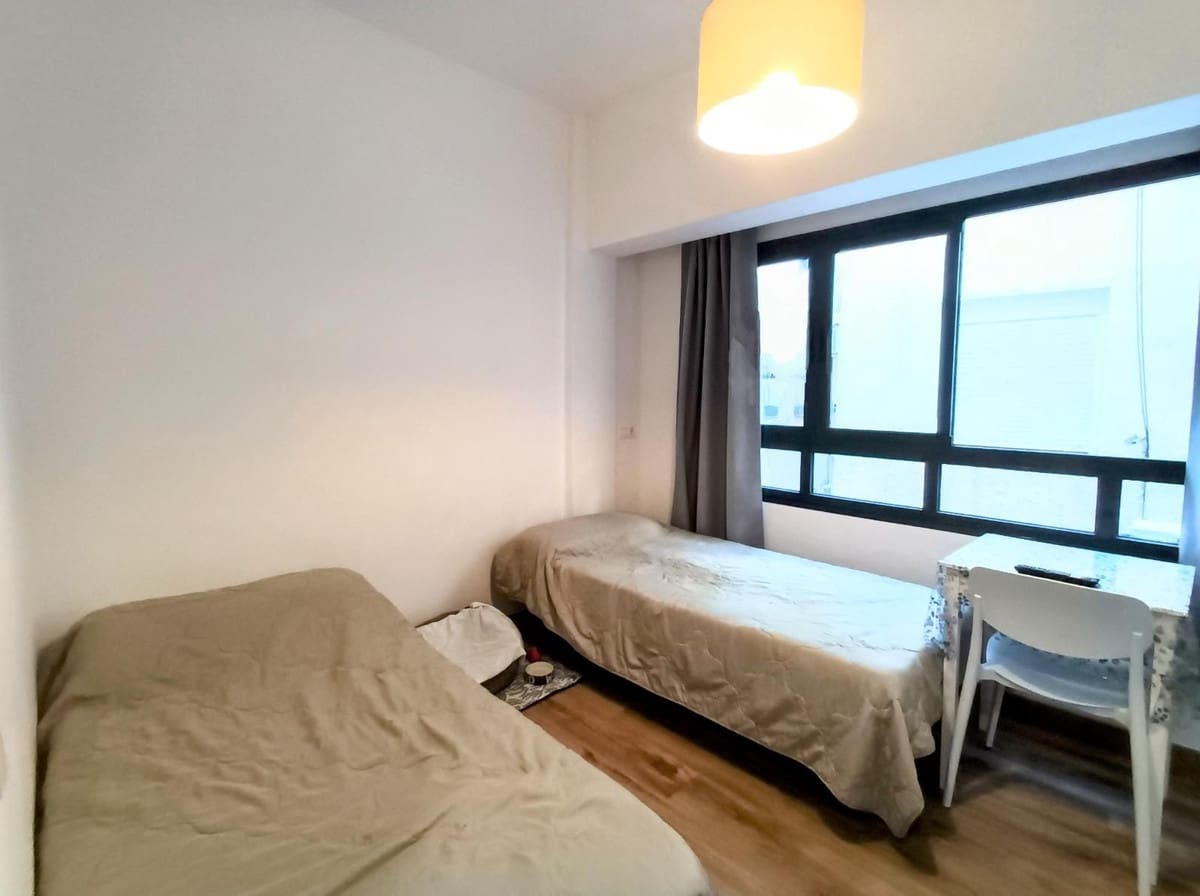 Studio for sale in Torremolinos - € 155,000 (Ref: 9478968)