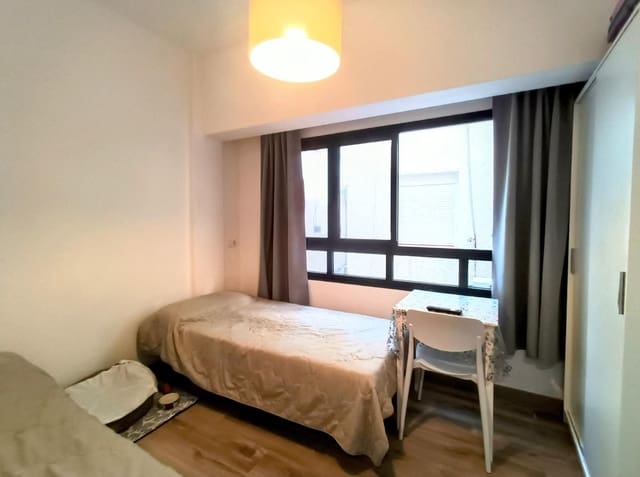 Studio for sale in Torremolinos - € 155,000 (Ref: 9478968)