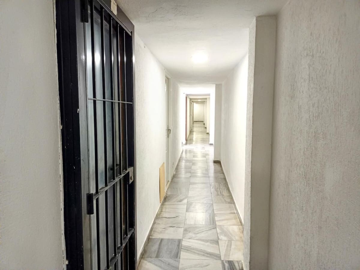 Studio for sale in Torremolinos - € 155,000 (Ref: 9478968)