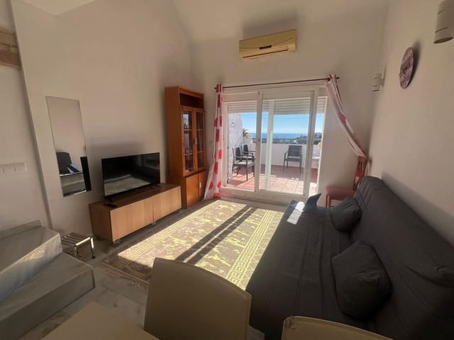 1 bedroom Penthouse for sale in Estepona - € 165,000 (Ref: 9478969)