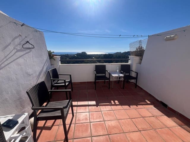 1 bedroom Penthouse for sale in Estepona - € 165,000 (Ref: 9478969)