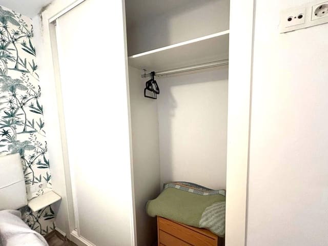 1 soverom Leilighet til salgs i Torremolinos med svømmebasseng - € 190 000 (Ref: 9478972)