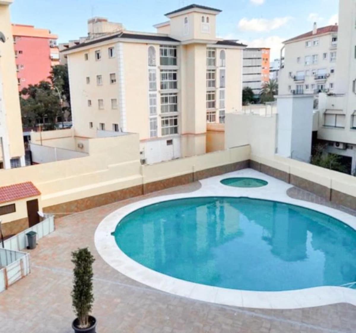 1 bedroom Apartment for sale in Torremolinos with pool - € 190,000 (Ref: 9478972)