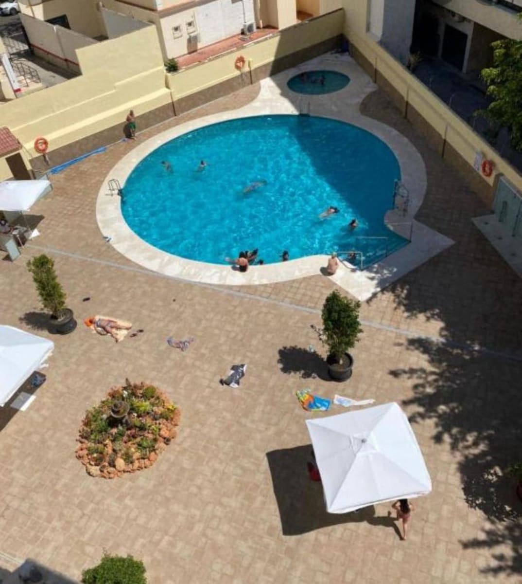 1 bedroom Apartment for sale in Torremolinos with pool - € 190,000 (Ref: 9478972)