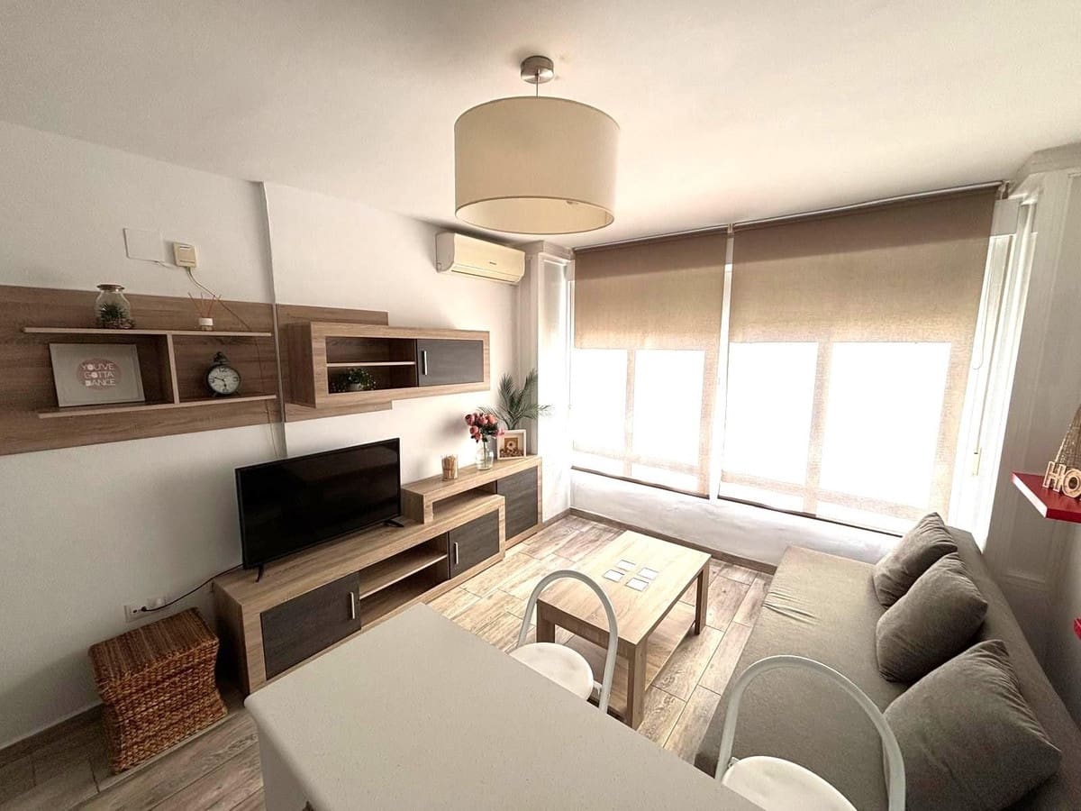 1 bedroom Apartment for sale in Torremolinos with pool - € 190,000 (Ref: 9478972)