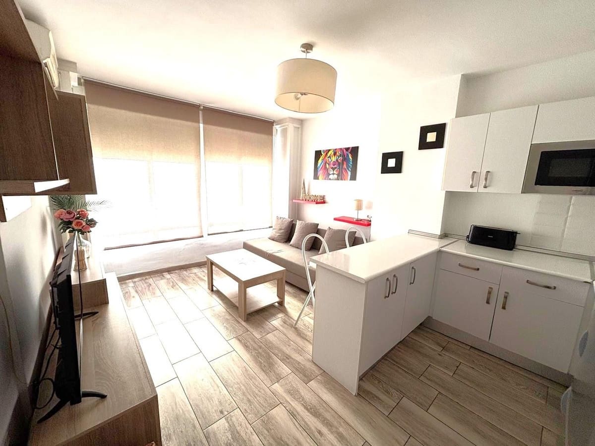 1 bedroom Apartment for sale in Torremolinos with pool - € 190,000 (Ref: 9478972)