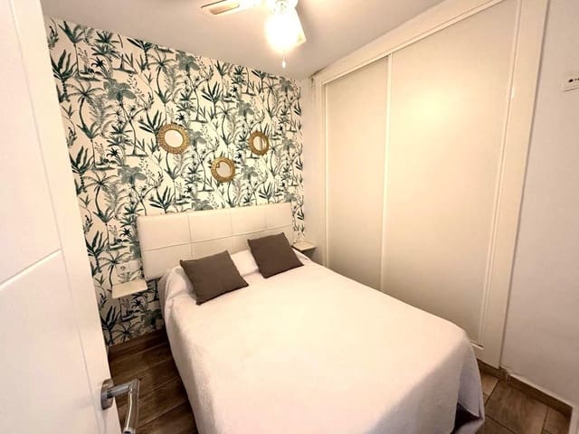 1 soverom Leilighet til salgs i Torremolinos med svømmebasseng - € 190 000 (Ref: 9478972)