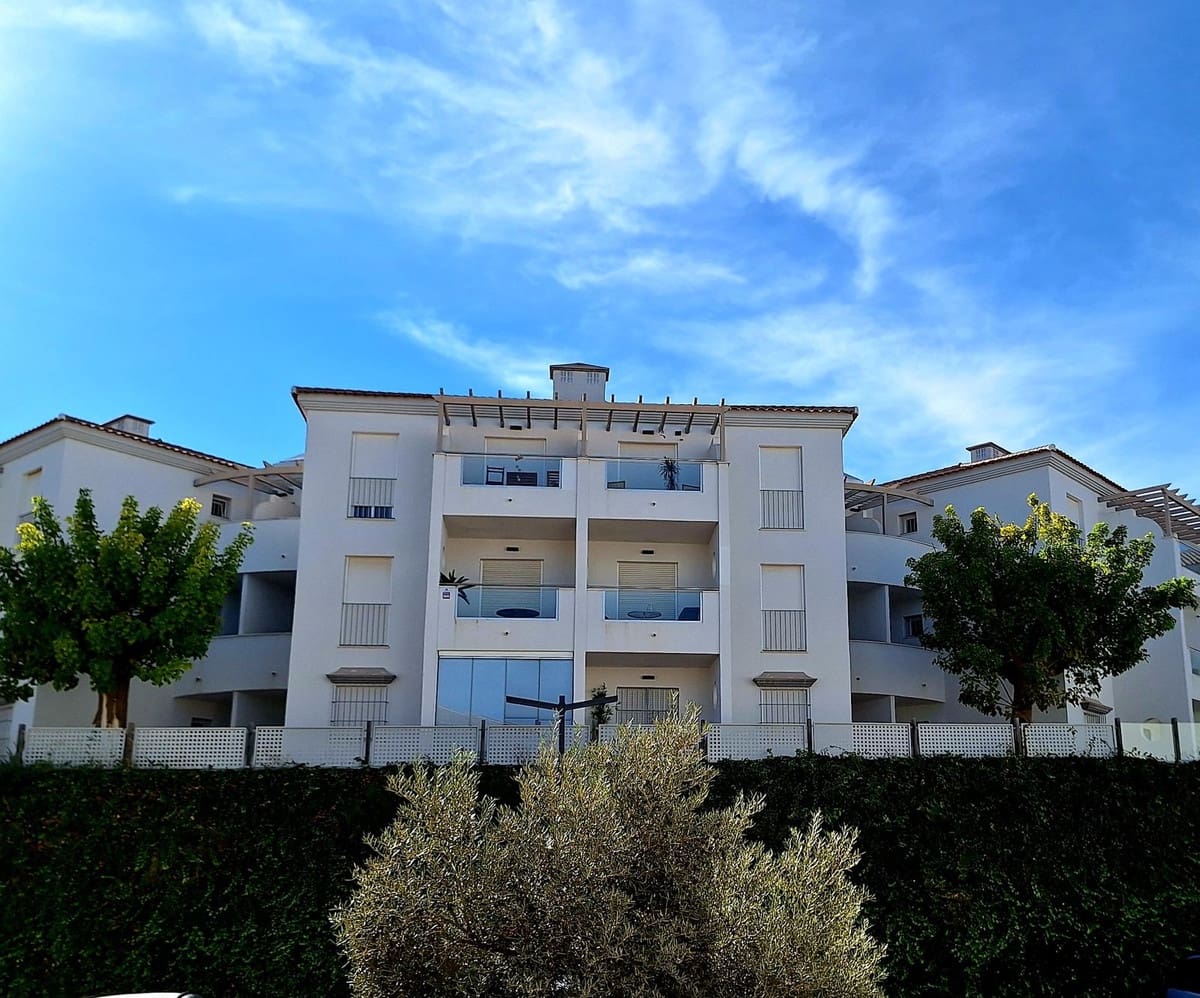 2 bedroom Apartment for sale in Manilva with pool garage - € 230,000 (Ref: 9478978)