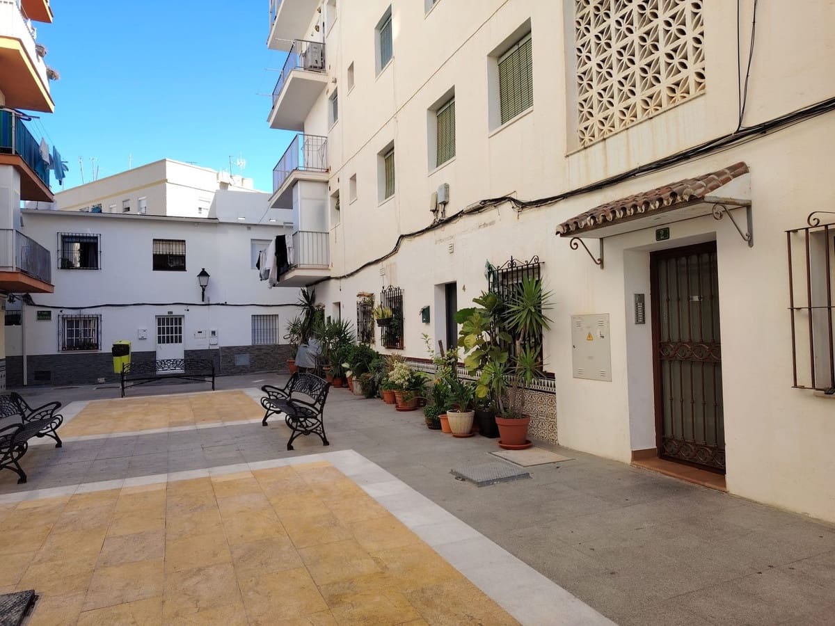 3 sovrum Lägenhet till salu i Fuengirola - 235 000 € (Ref: 9478981)