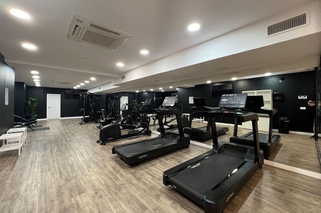 1 chambre Appartement à vendre à Benahavís avec piscine garage - 239 000 € (Ref: 9478982)