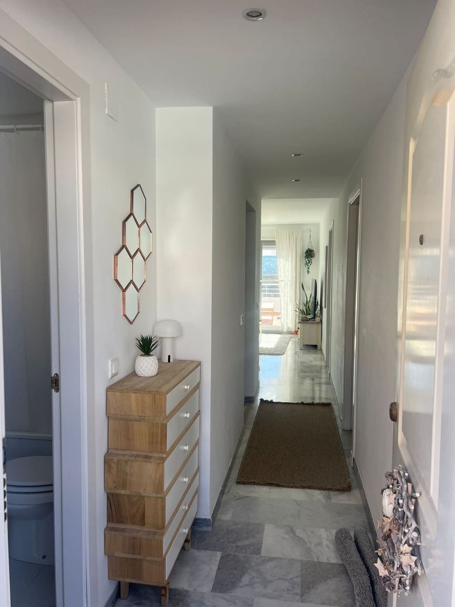 2 chambre Penthouse à vendre à Casares avec piscine garage - 240 000 € (Ref: 9478985)