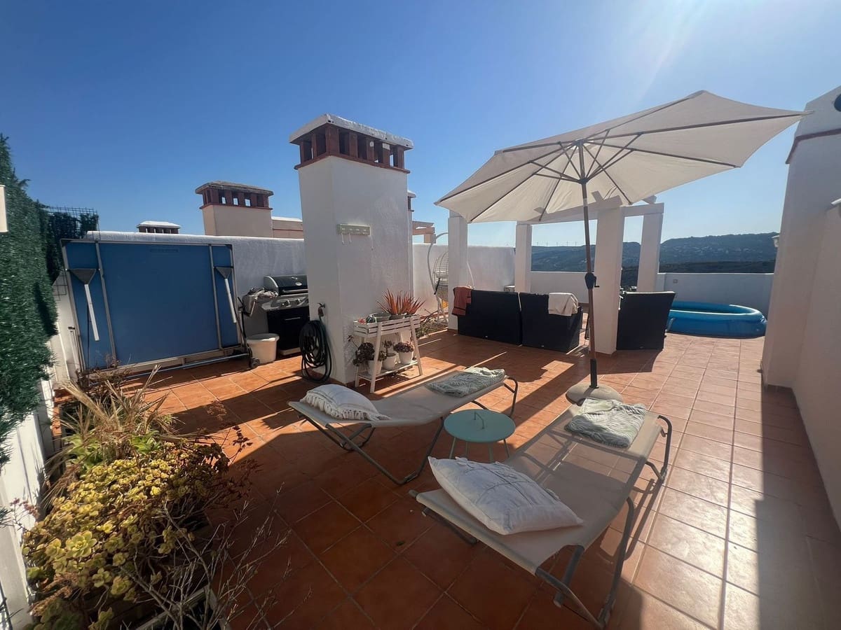 2 chambre Penthouse à vendre à Casares avec piscine garage - 240 000 € (Ref: 9478985)