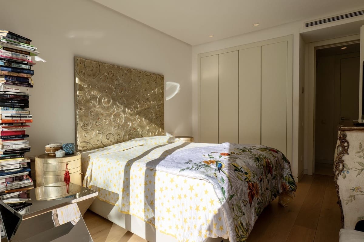 3 bedroom Apartment for sale in Marbella with pool garage - € 1,195,000 (Ref: 9483588)