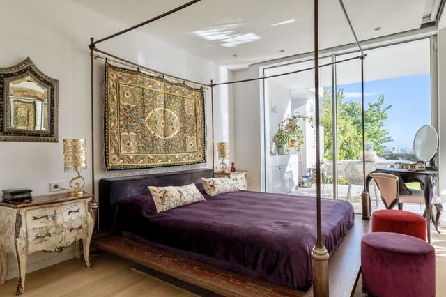 3 bedroom Apartment for sale in Marbella with pool garage - € 1,195,000 (Ref: 9483588)