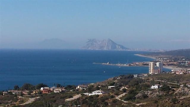 3 soveværelse Byhus til salg i Manilva med swimmingpool garage - € 375.000 (Ref: 9494850)