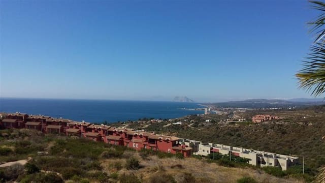 3 soveværelse Byhus til salg i Manilva med swimmingpool garage - € 375.000 (Ref: 9494850)