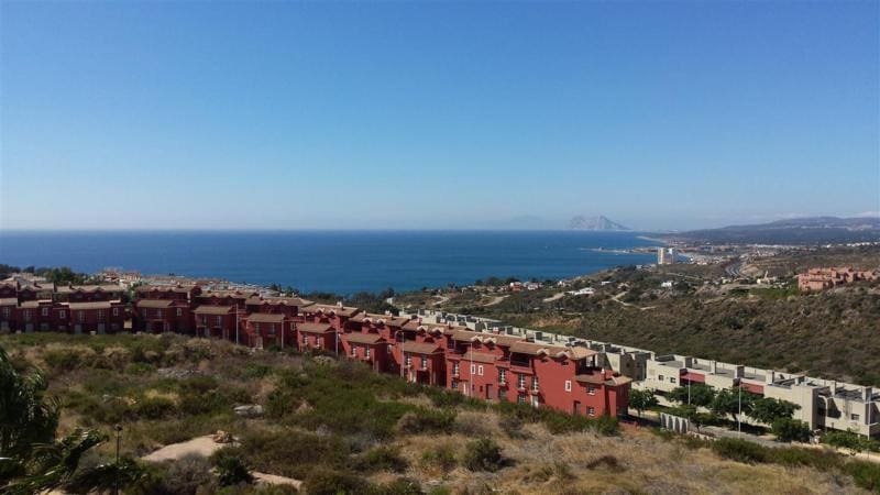 3 bedroom Townhouse for sale in Manilva with pool garage - € 375,000 (Ref: 9494850)