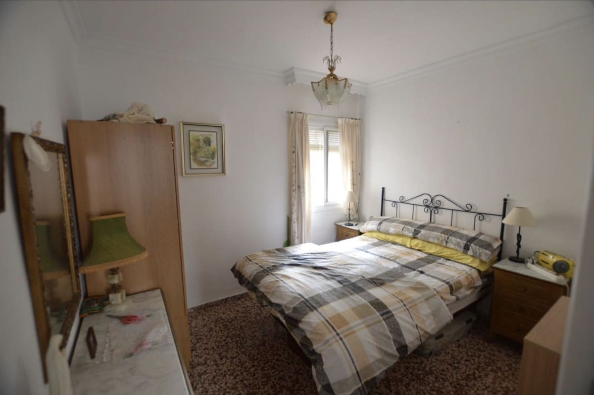 Apartamento de 3 habitaciones en Fuengirola en venta - 189.000 € (Ref: 9496440)