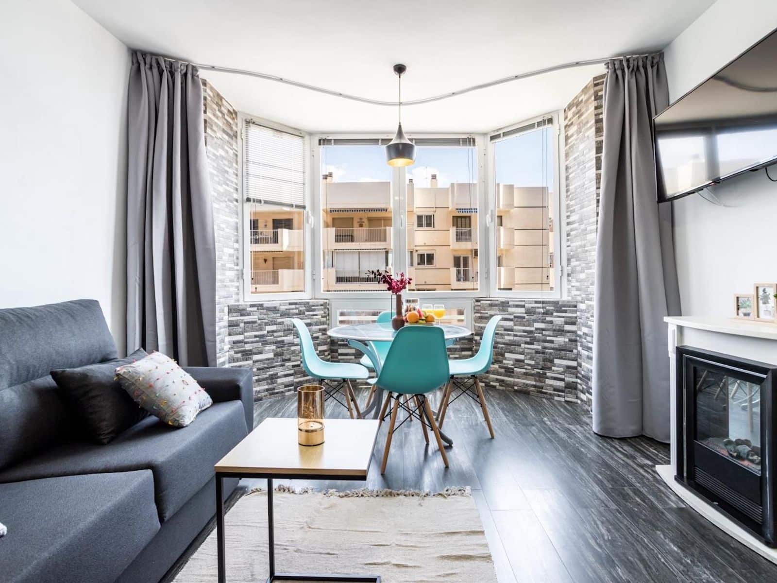 Studio til salg i Fuengirola med swimmingpool - € 229.000 (Ref: 9496446)