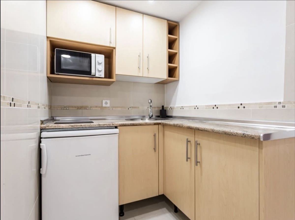 Studio til salg i Fuengirola med swimmingpool - € 249.000 (Ref: 9496448)