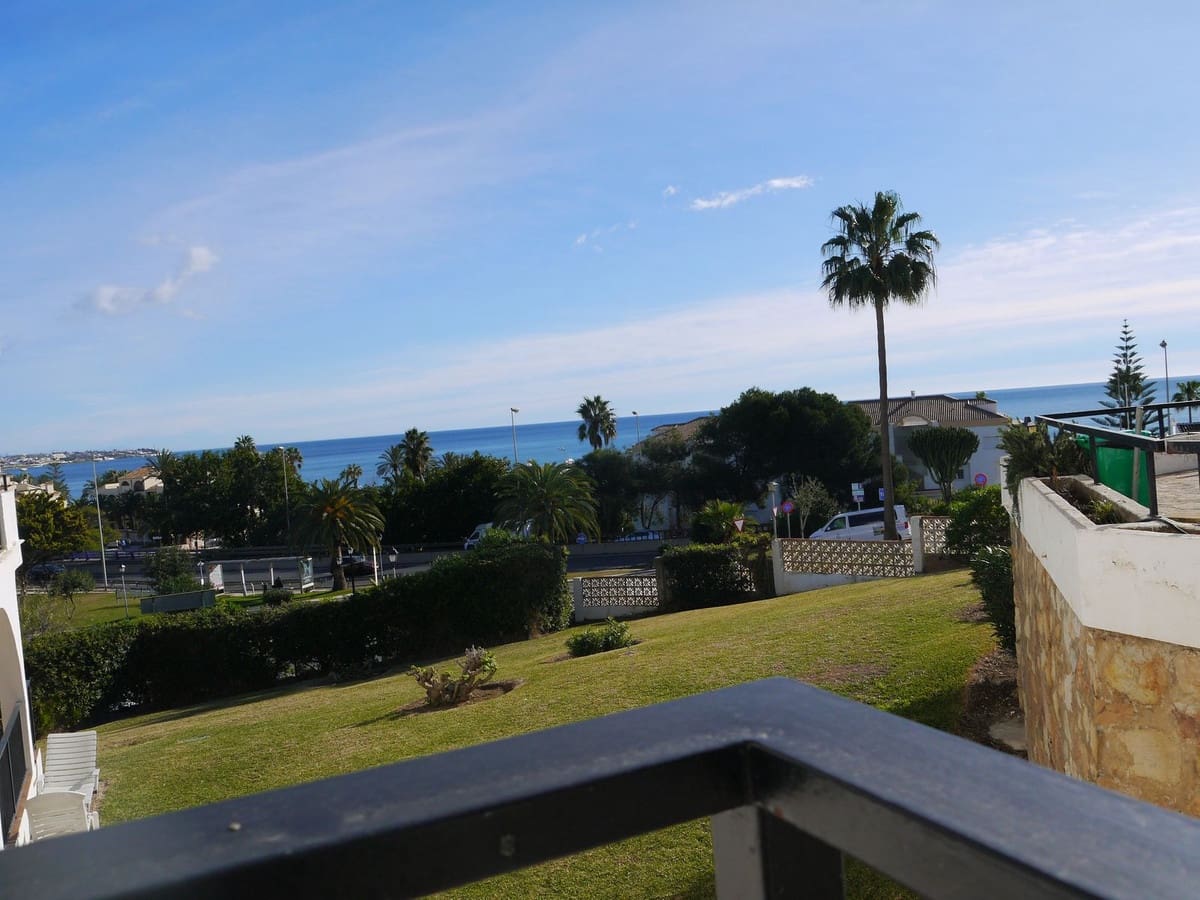 1 soveværelse Lejlighed til salg i Mijas Costa med swimmingpool - € 256.000 (Ref: 9500293)