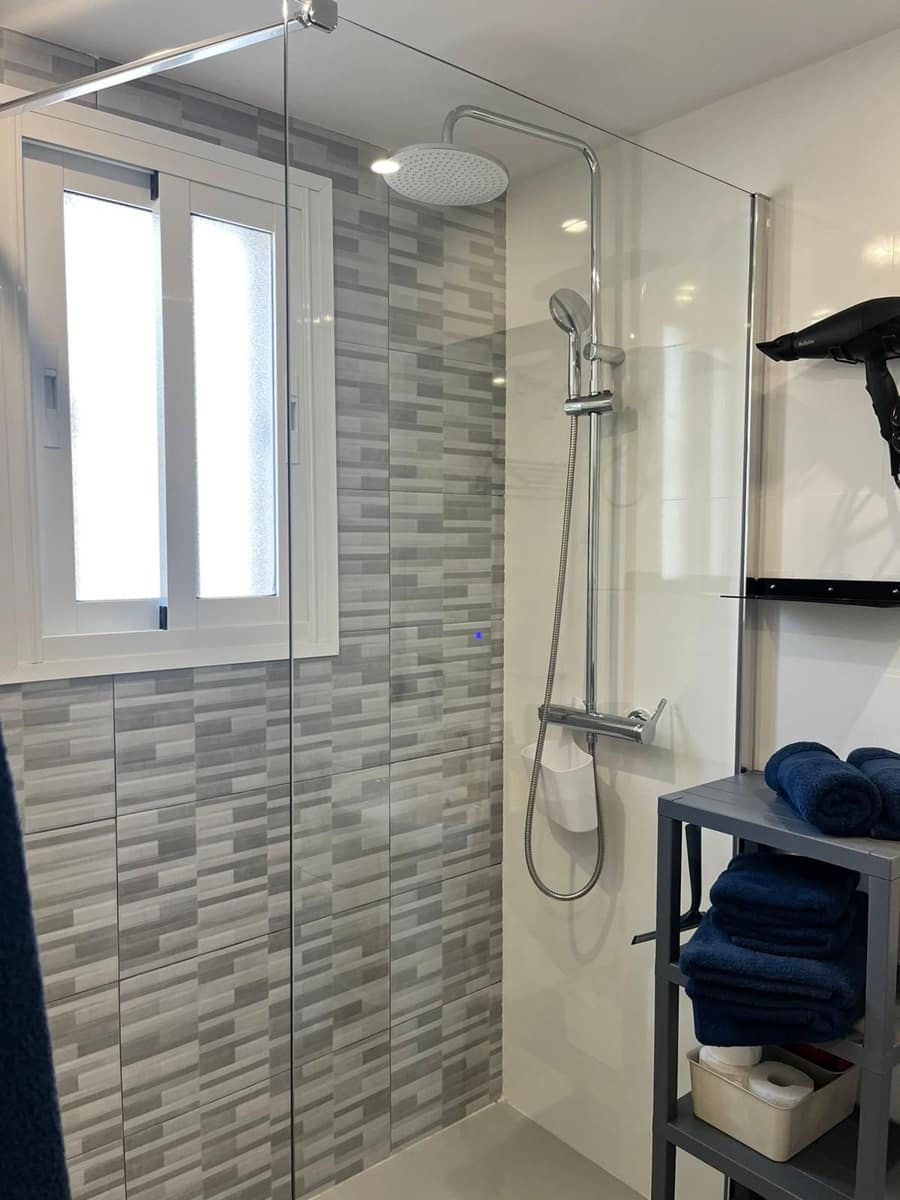 1 soveværelse Lejlighed til salg i Mijas Costa med swimmingpool - € 256.000 (Ref: 9500293)