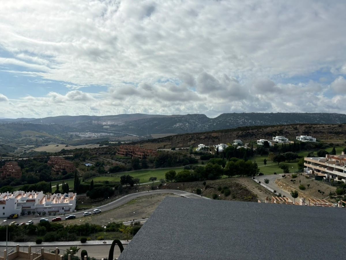 2 bedroom Penthouse for sale in Casares with garage - € 257,500 (Ref: 9500303)