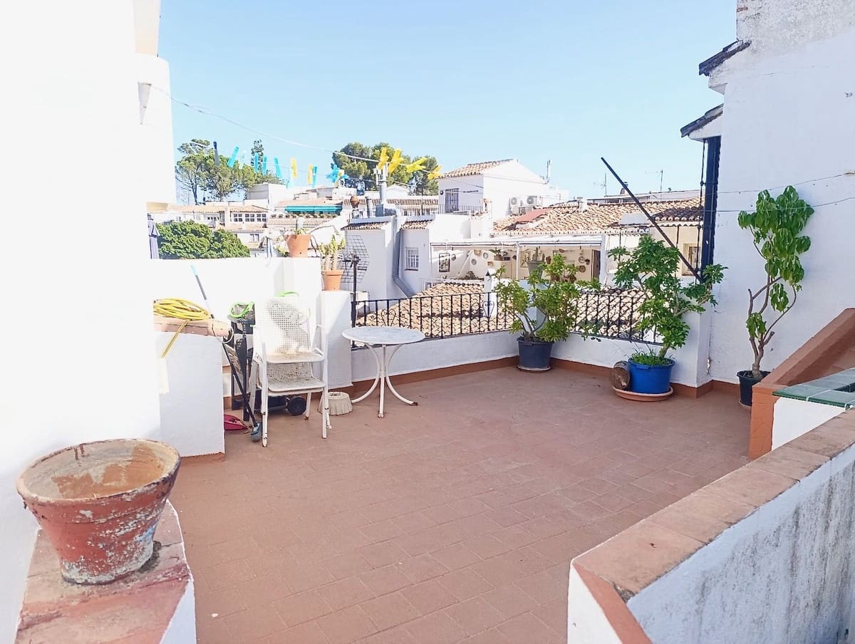 2 bedroom Apartment for sale in Mijas - € 267,000 (Ref: 9500313)