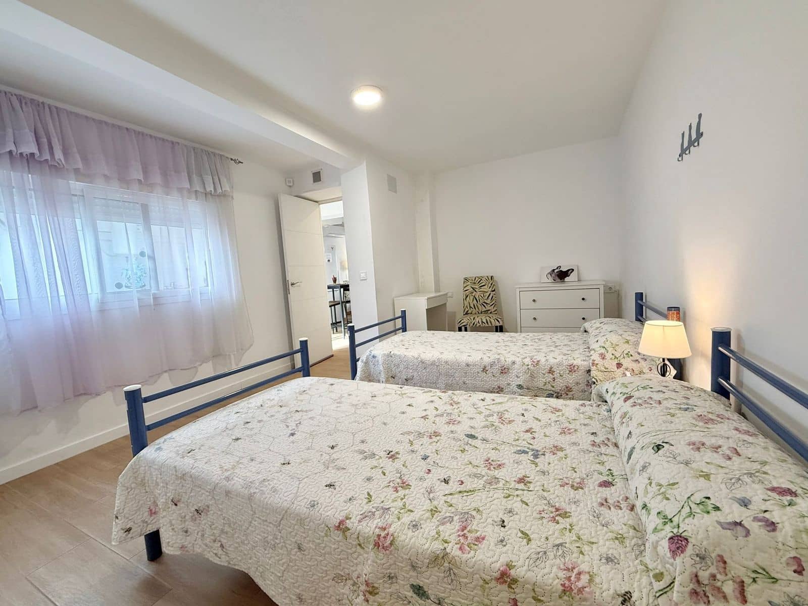 2 bedroom Apartment for sale in Fuengirola - € 299,000 (Ref: 9500683)