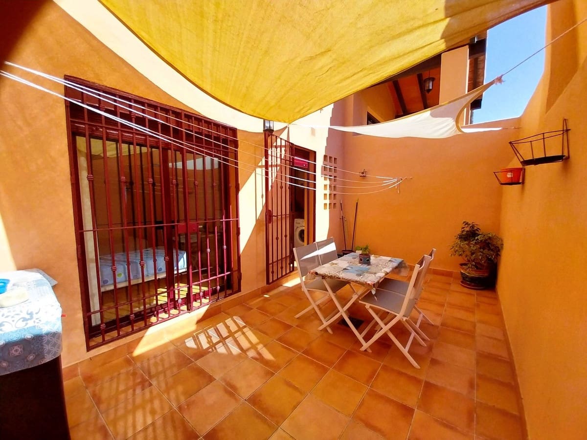 2 bedroom Apartment for sale in Calahonda with pool garage - € 302,000 (Ref: 9500708)