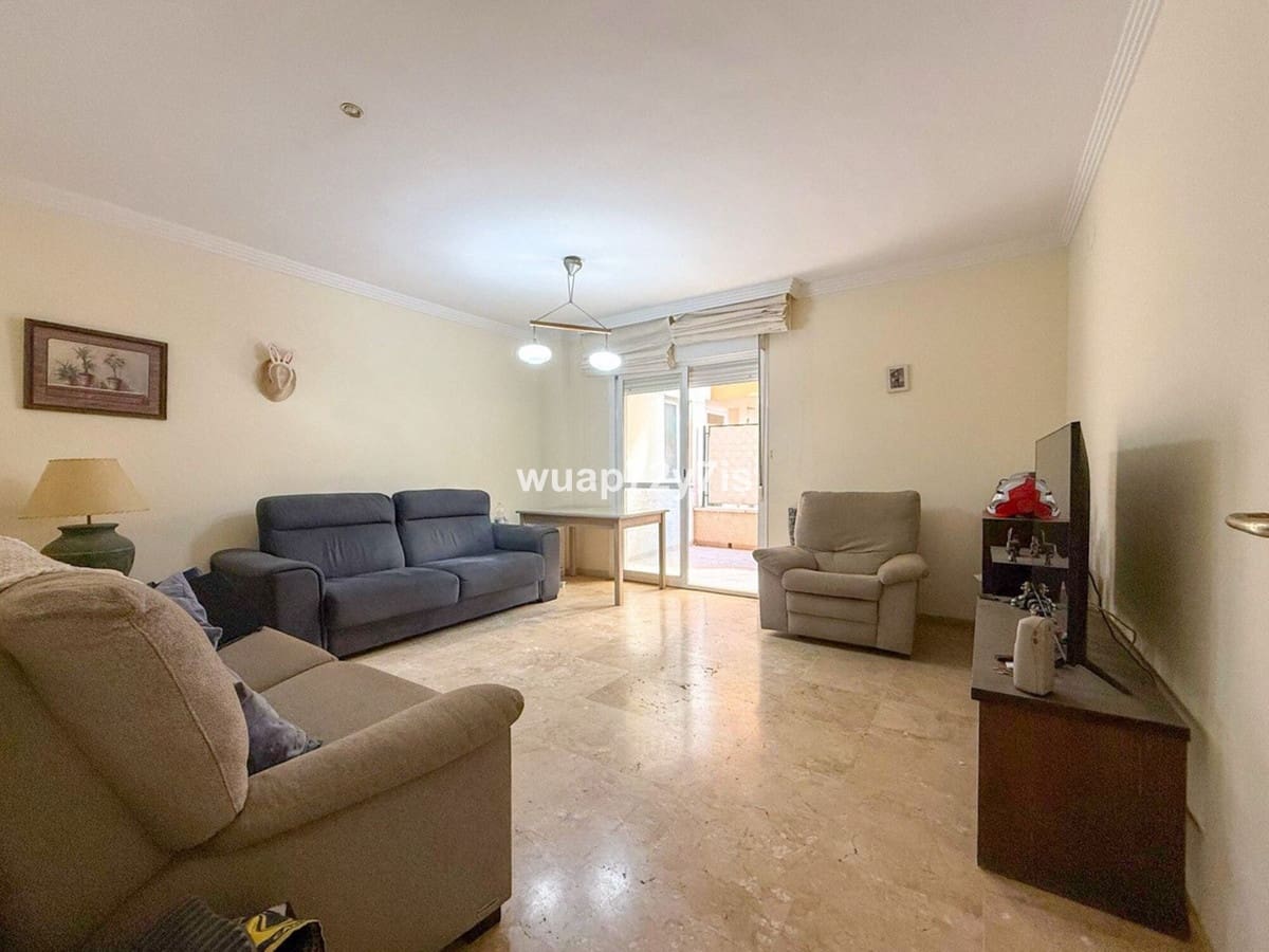1 sypialnia Apartament na sprzedaż w Estepona z garażem - 275 000 € (Ref: 9504615)