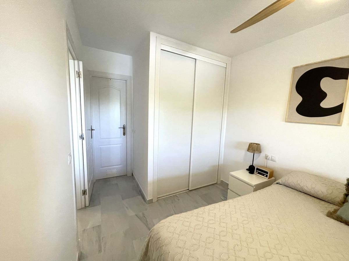 4 bedroom Apartment for sale in Casares - € 299,000 (Ref: 9504730)