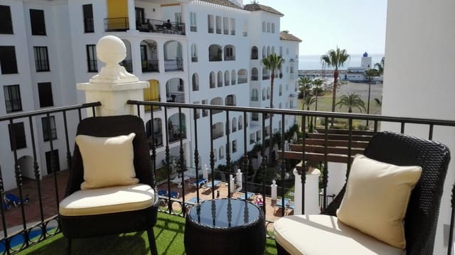 1 bedroom Apartment for sale in La Duquesa / Puerto de la Duquesa, Manilva with pool garage - € 305,000 (Ref: 9506275)