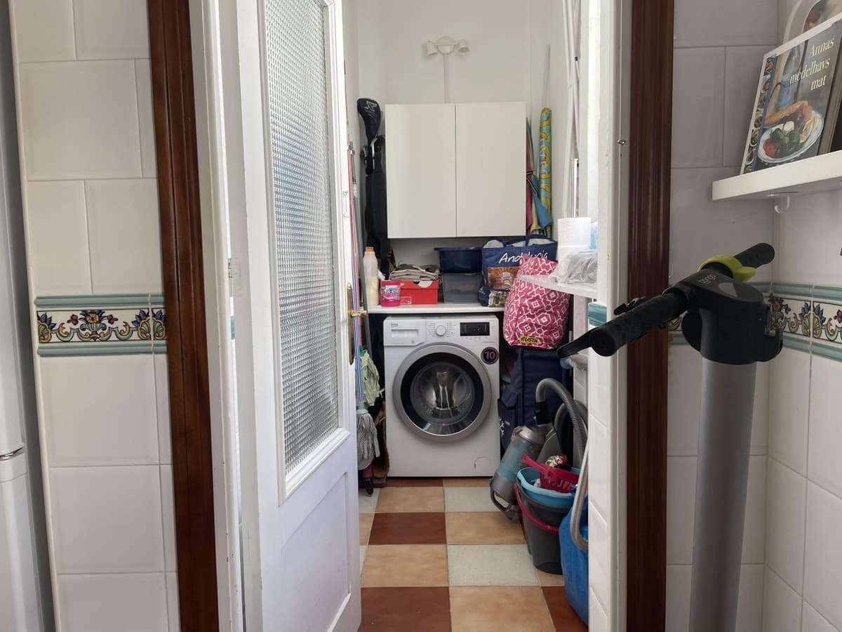 2 slaapkamer Appartement te koop in Estepona - € 298.000 (Ref: 9506285)