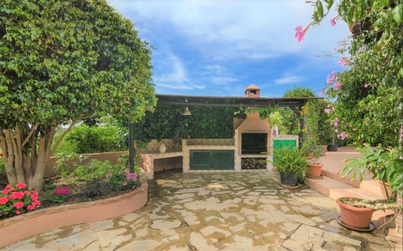 4 sypialnia Finka/Dom wiejski na sprzedaż w Estepona z basenem garażem - 795 000 € (Ref: 9506292)