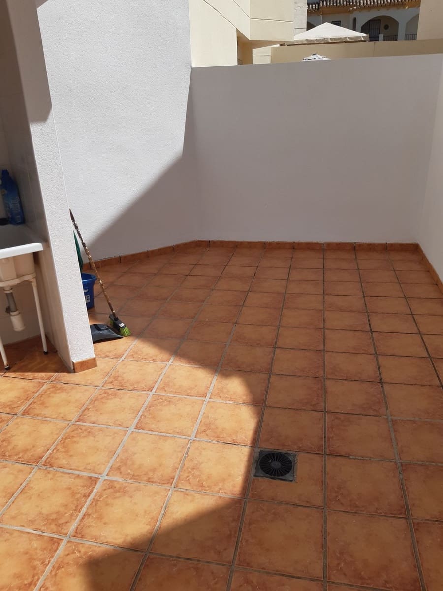 3 soverom Hus til salgs i Marbella med svømmebasseng - € 850 000 (Ref: 9506321)