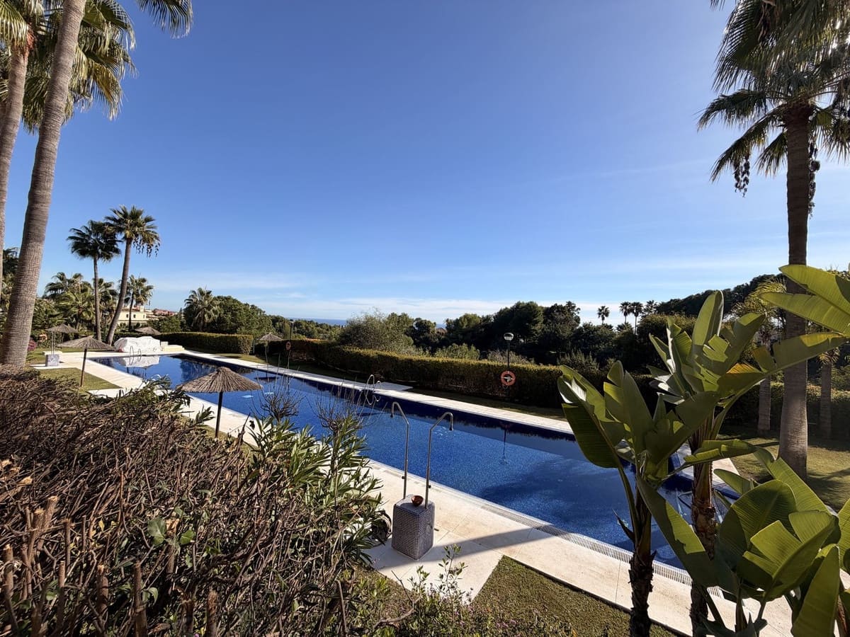 2 soveværelse Lejlighed til salg i Golden Mile med swimmingpool garage - € 999.000 (Ref: 9506424)