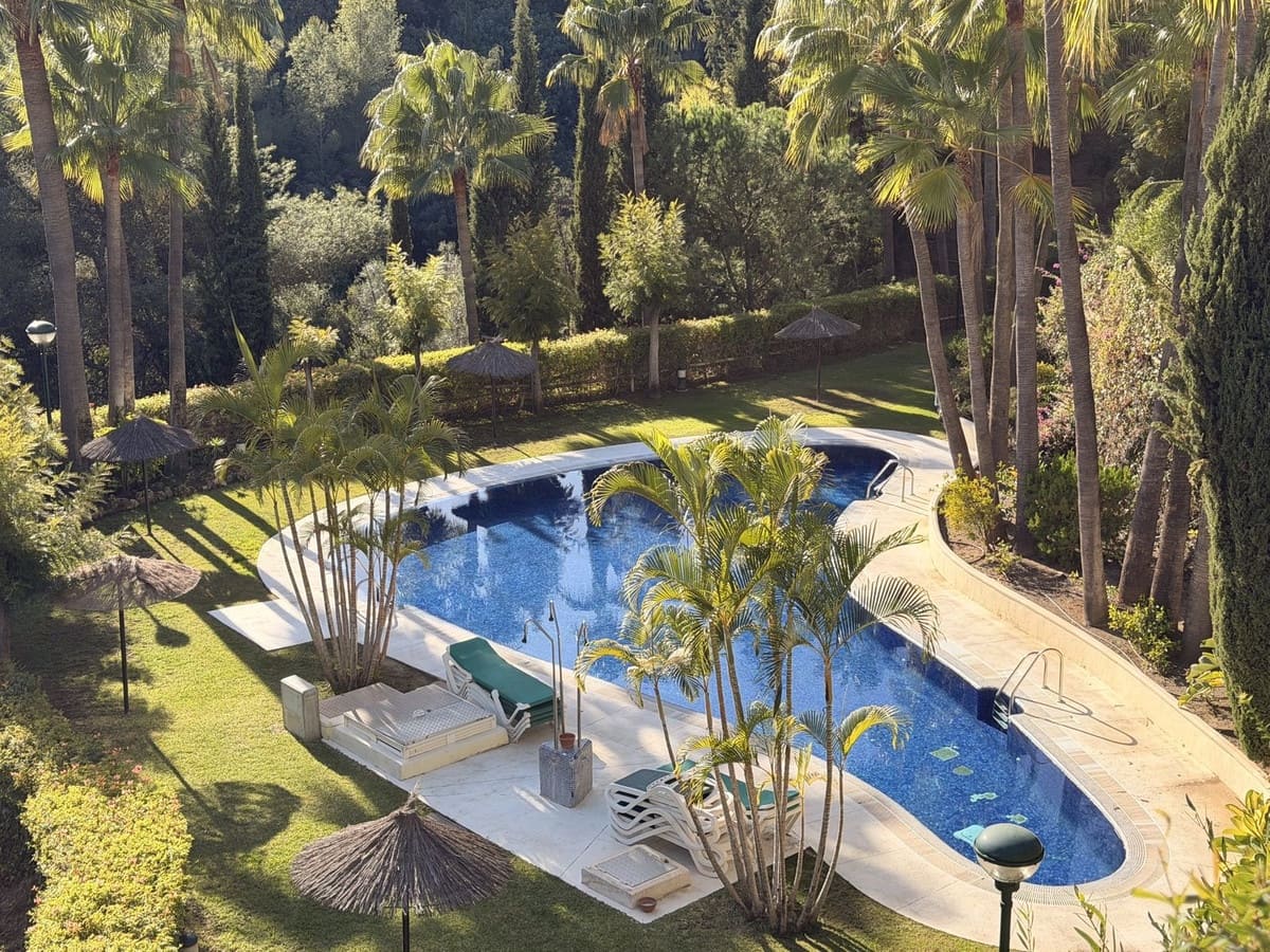 2 soveværelse Lejlighed til salg i Golden Mile med swimmingpool garage - € 999.000 (Ref: 9506424)