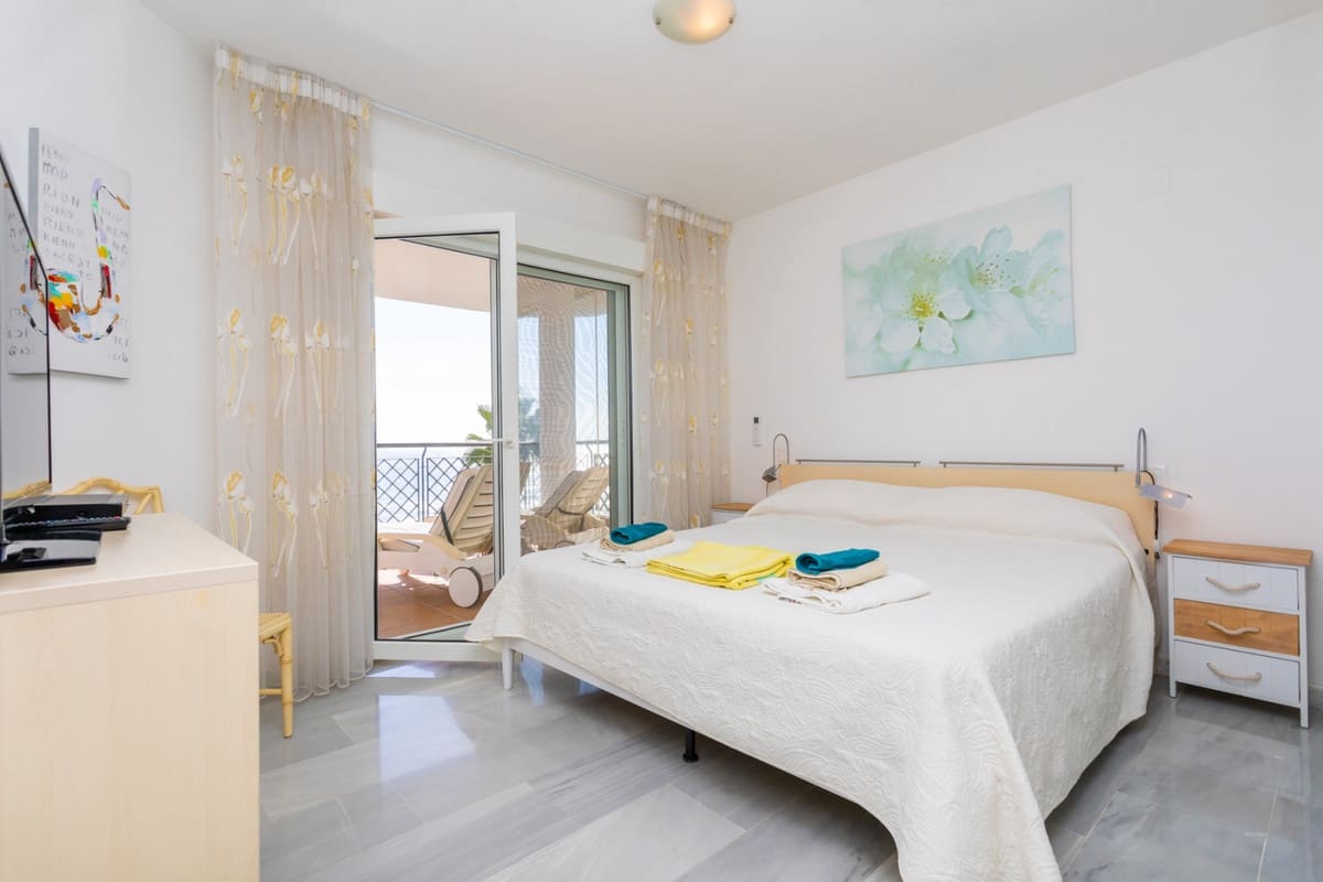 3 quarto Apartamento para venda em Calahonda com piscina garagem - 999 990 € (Ref: 9506457)