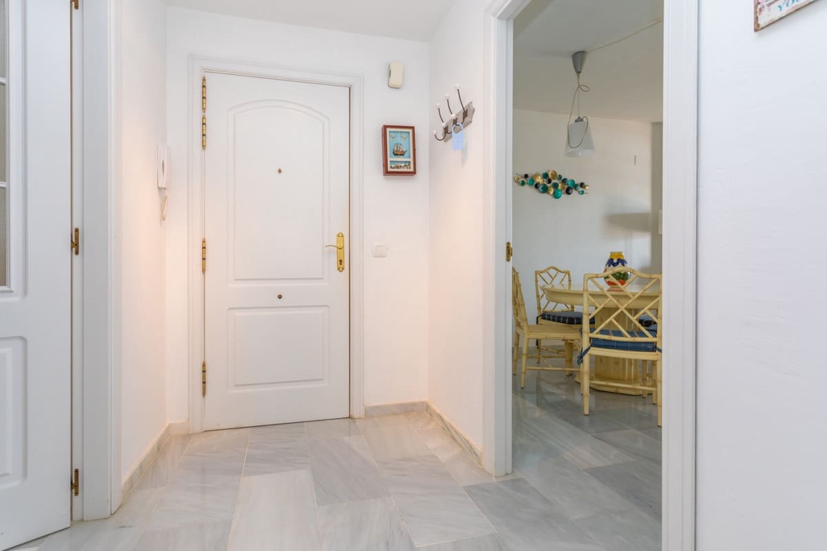 3 quarto Apartamento para venda em Calahonda com piscina garagem - 999 990 € (Ref: 9506457)