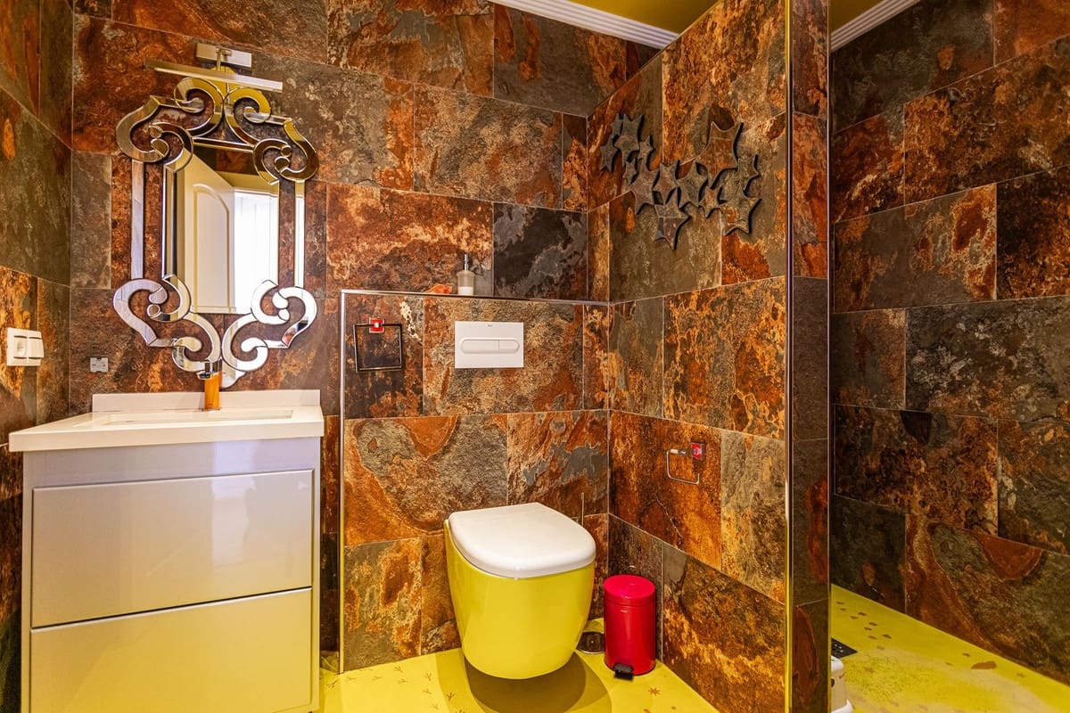 8 bedroom Villa for sale in Benalmadena with pool garage - € 8,000,000 (Ref: 9506532)