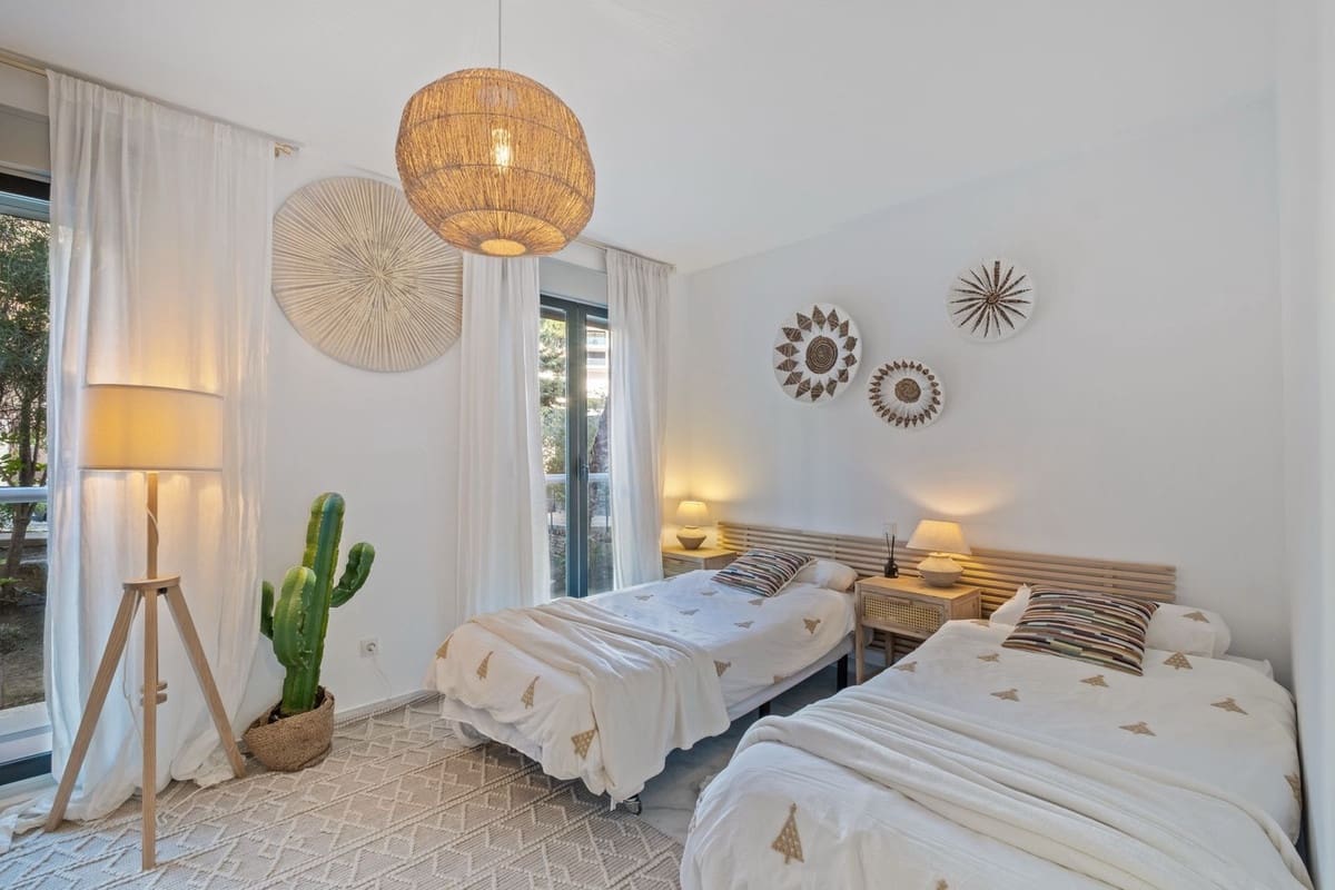 2 sypialnia Apartament na sprzedaż w Riviera del Sol z basenem garażem - 469 000 € (Ref: 9506533)