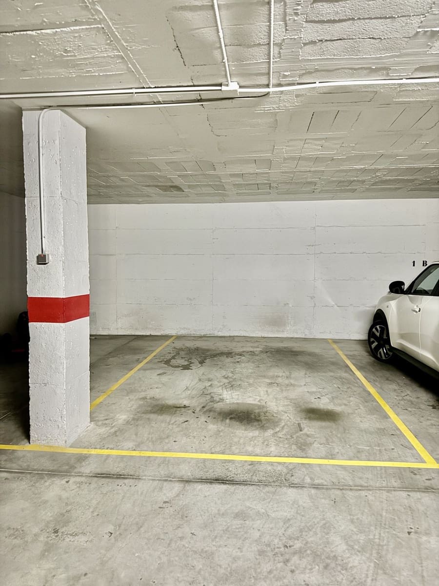 2 bedroom Apartment for sale in Benalmadena with pool garage - € 320,000 (Ref: 9506536)