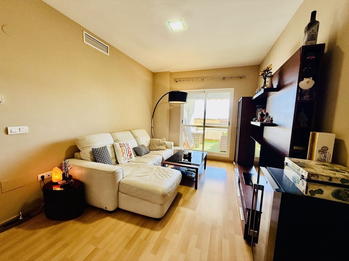 2 bedroom Apartment for sale in Benalmadena with pool garage - € 320,000 (Ref: 9506536)