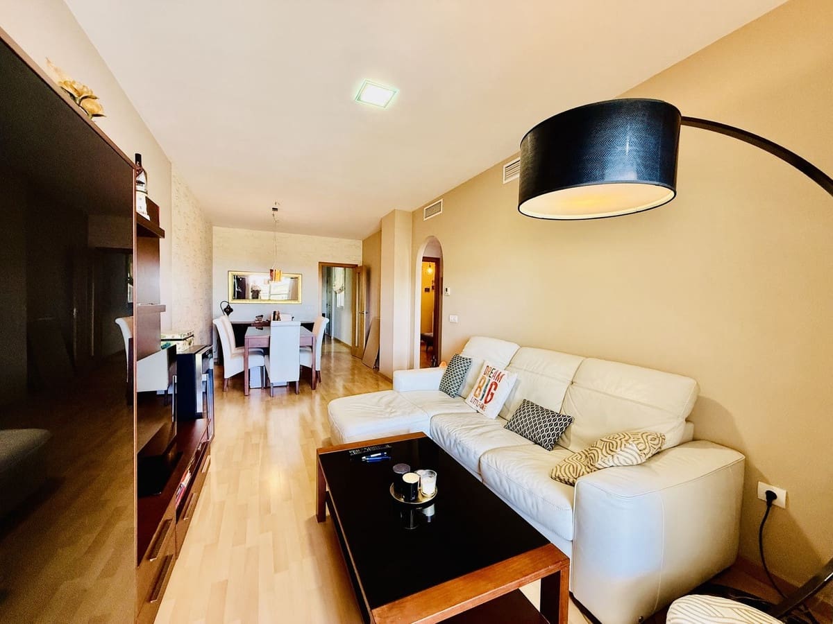 2 bedroom Apartment for sale in Benalmadena with pool garage - € 320,000 (Ref: 9506536)