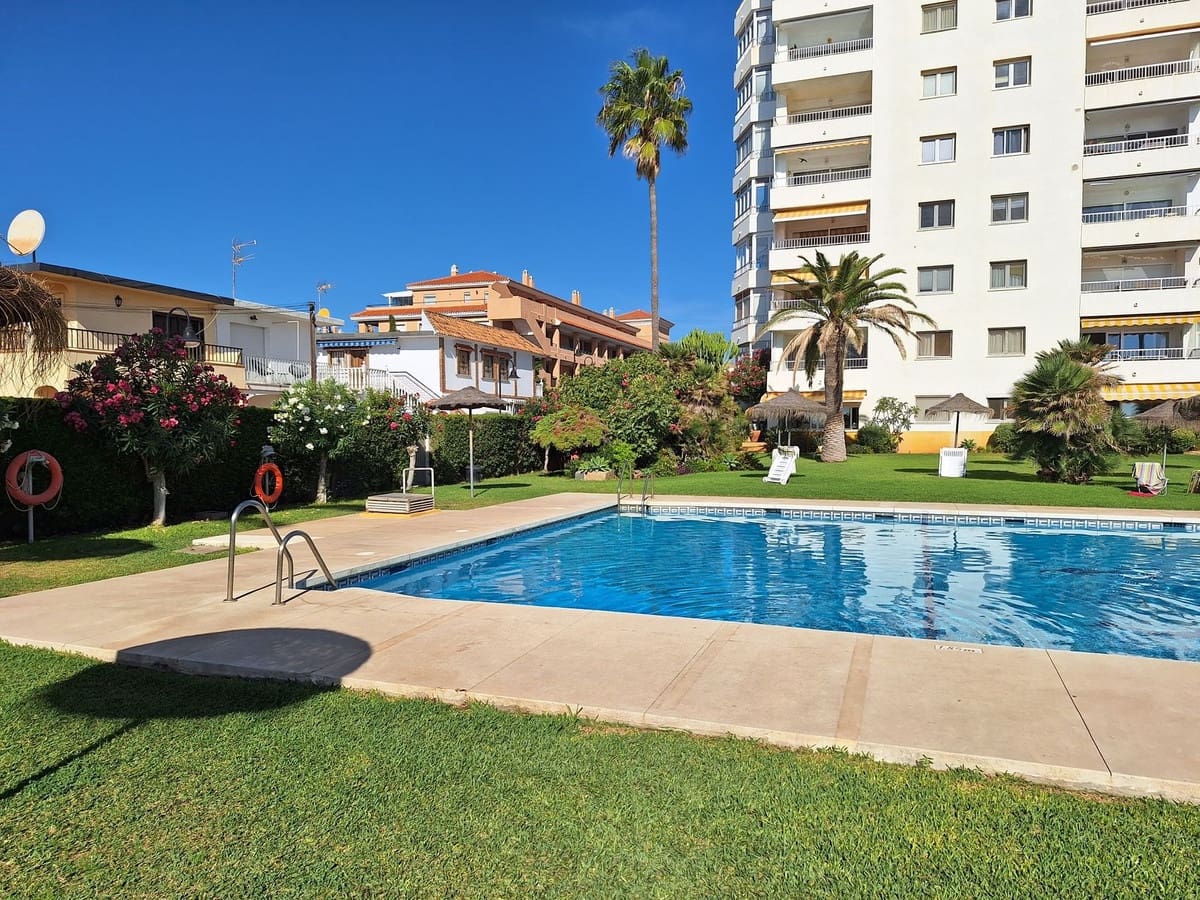 Studio à vendre à La Cala de Mijas avec piscine - 310 000 € (Ref: 9506542)