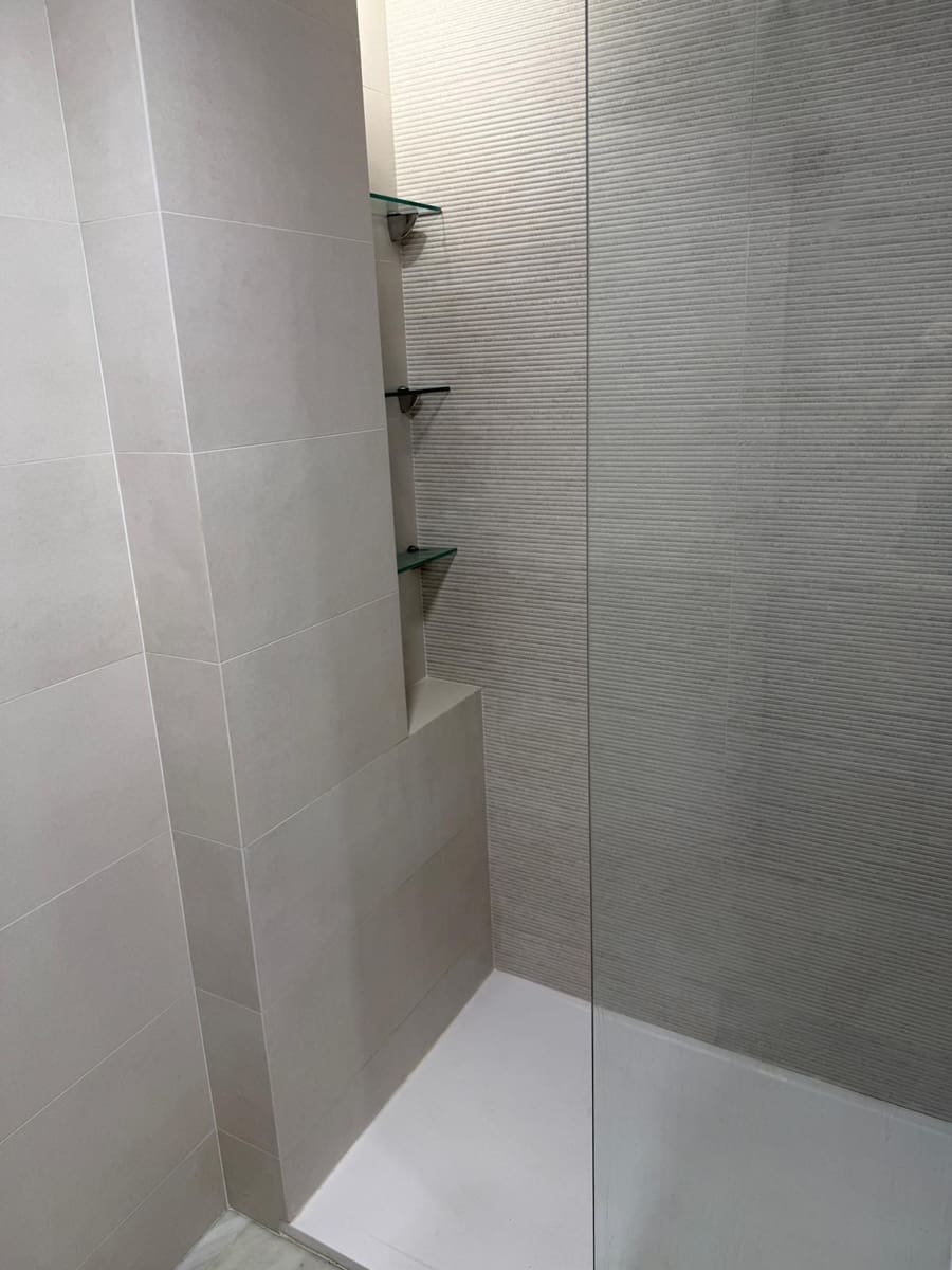 1 sypialnia Apartament na sprzedaż w Benahavis z basenem garażem - 310 000 € (Ref: 9506545)