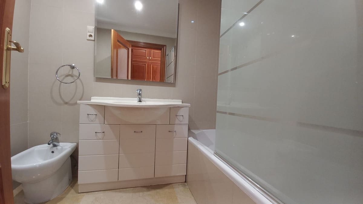 2 sypialnia Apartament na sprzedaż w La Cala Hills z basenem garażem - 320 000 € (Ref: 9506574)